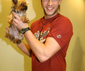 Piotr Adamski zasłynął jako polski hydraulik. Dziś jest modelem plus size!