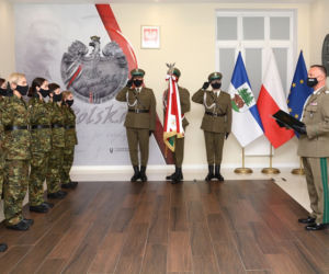 Nowi funkcjonariusze w warmińsko-mazurskiej straży granicznej. Złożyli uroczyste ślubowanie [FOTO]