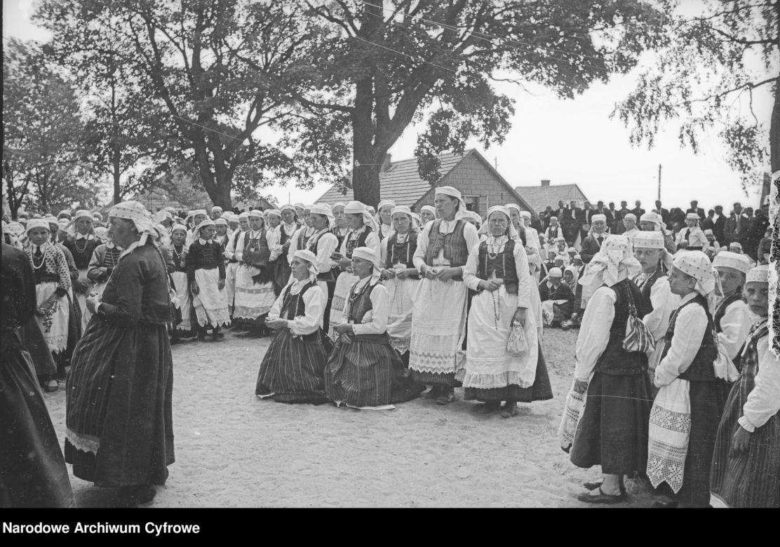 Tak wyglądało Boże Ciało na Kurpiach w 1937 roku. Te zdjęcia to prawdziwa podróż w czasie