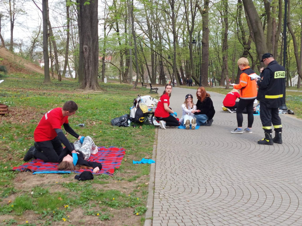 Uczniowie ze Starego Sącza najlepsi w Pierwszej Pomocy