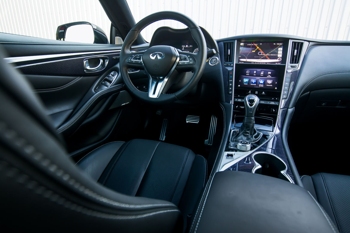 Infiniti Q60 3.0 V6 TwinTurbo AT AWD Sport Tech