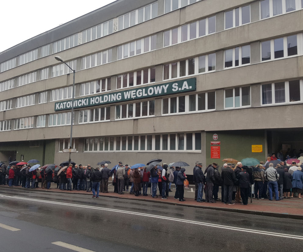 Rekompensaty za deputat węglowy. Ogromna kolejka pod Katowickim Holdingiem Węglowym!