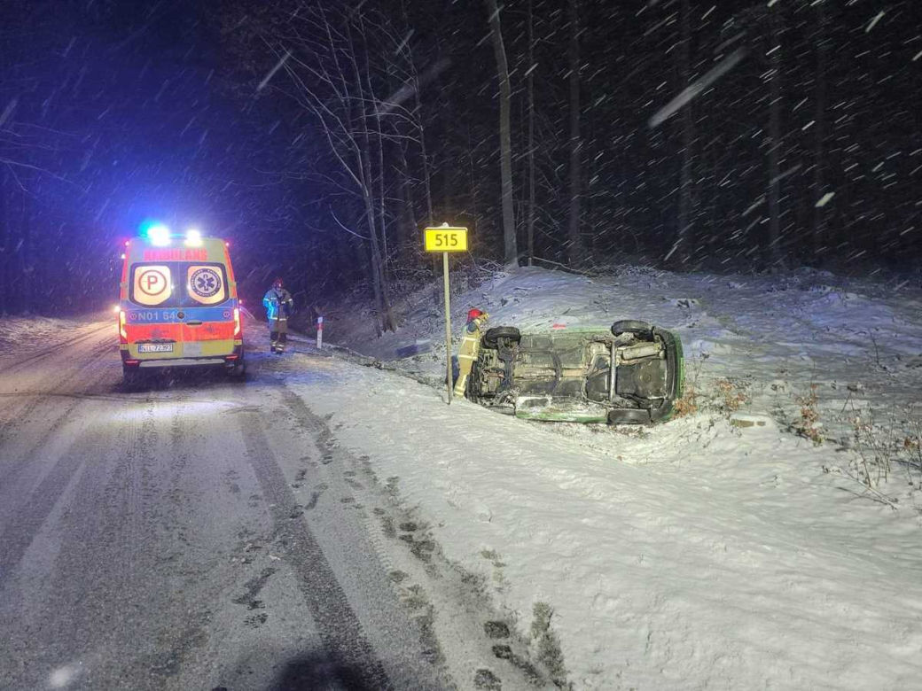 Zima na iławskich drogach, zaskoczyła... kierowców