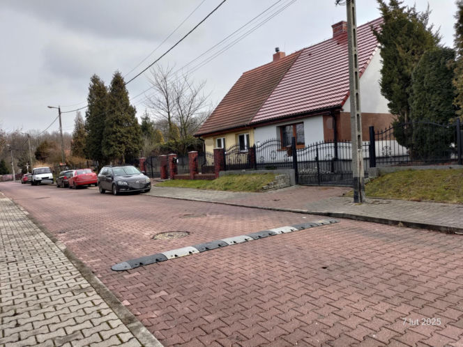 Lubieżny ginekolog płaci nam ochłapy