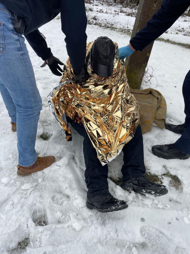 Zima bez litości. 10 osób nie żyje, wystarczy jeden telefon