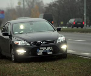 Samochód z fotoradarem Inspekcji Ruchu Drogowego