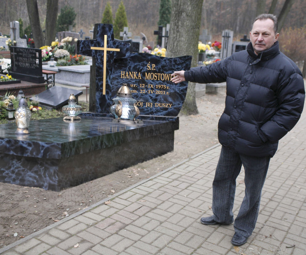 Ukradli grób Hanki Mostowiak