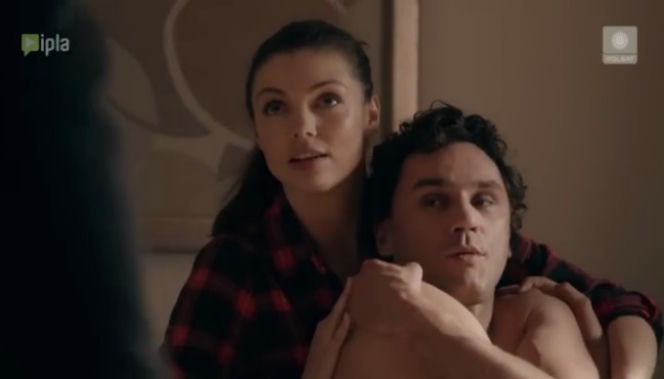 To nie koniec świata odcinek 10. Janusz (Piotr Jankowski), Anka (Karolina Gorczyca)