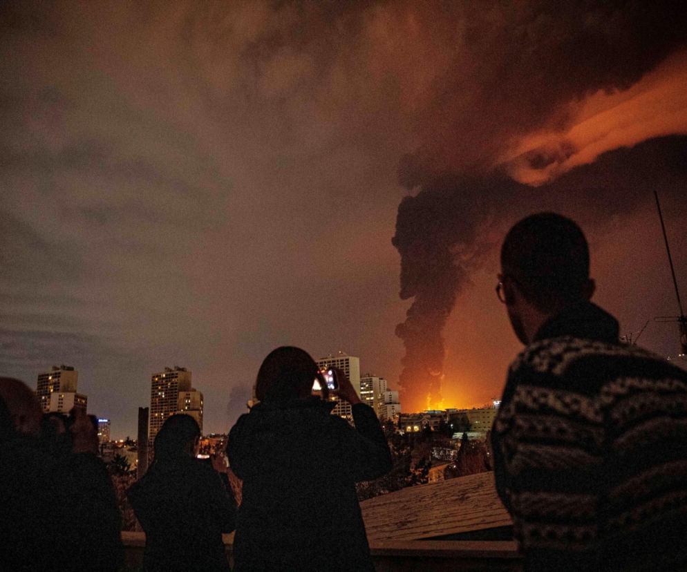 Czarny deszcz spadł w Iranie! Słońce zniknęło