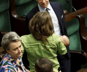 Bosakowie przyszli do Sejmu ze Stefankiem