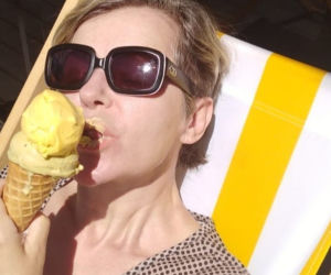 55-letnia Aleksandra Konieczna pokazała pupę!