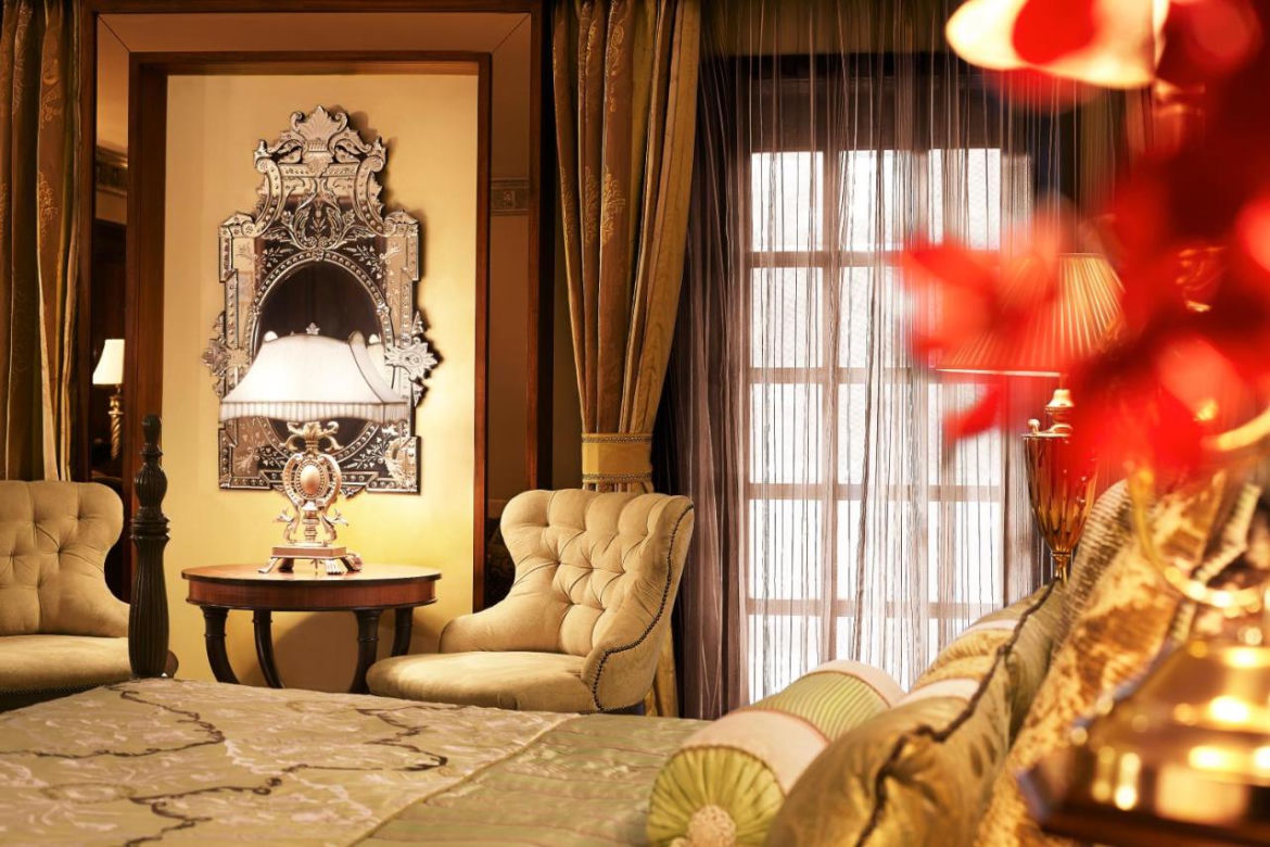 Tak wygląda najbardziej luksusowy hotel na świecie! Pałac Rambagh w Jaipurze
