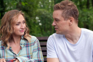 Barwy szczęścia odc. 3281. Asia Sokalska (Anna Gzyra), Hubert (Marek Molak)