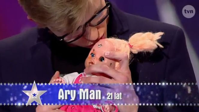 Mam talent 7, odcinek 5. Psychopata lizał lalkę i myślał, że ma talent