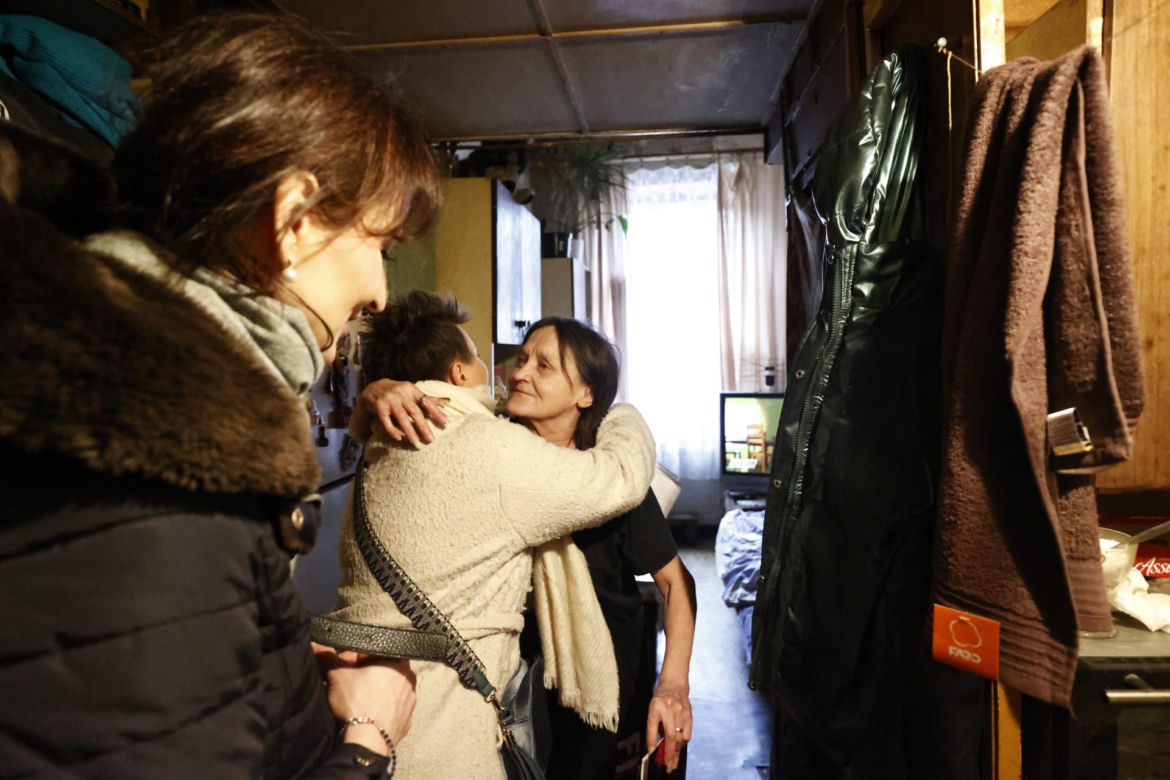Zanieśliśmy Wigilię seniorom na Pradze. Ekipa "Super Expressu" razem ze stowarzyszeniem "Otwarte Drzwi"