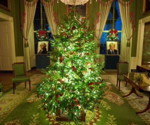 Melania Trump udekorowała Biały Dom. Święta lepsze niż za Bidena?