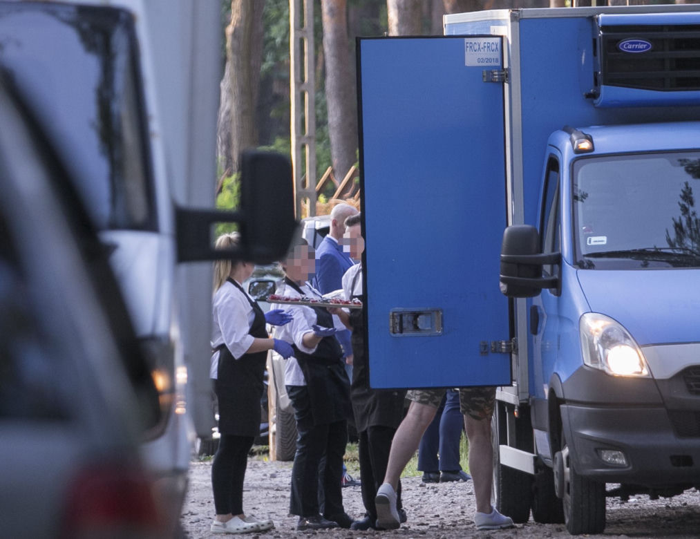 Policja na imprezie urodzinowej u Giertychów!