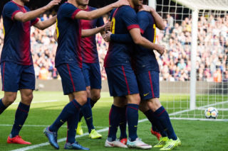 FC Barcelona gromi Betis. Katalończycy nie zwalniają tempa przed El Clasico