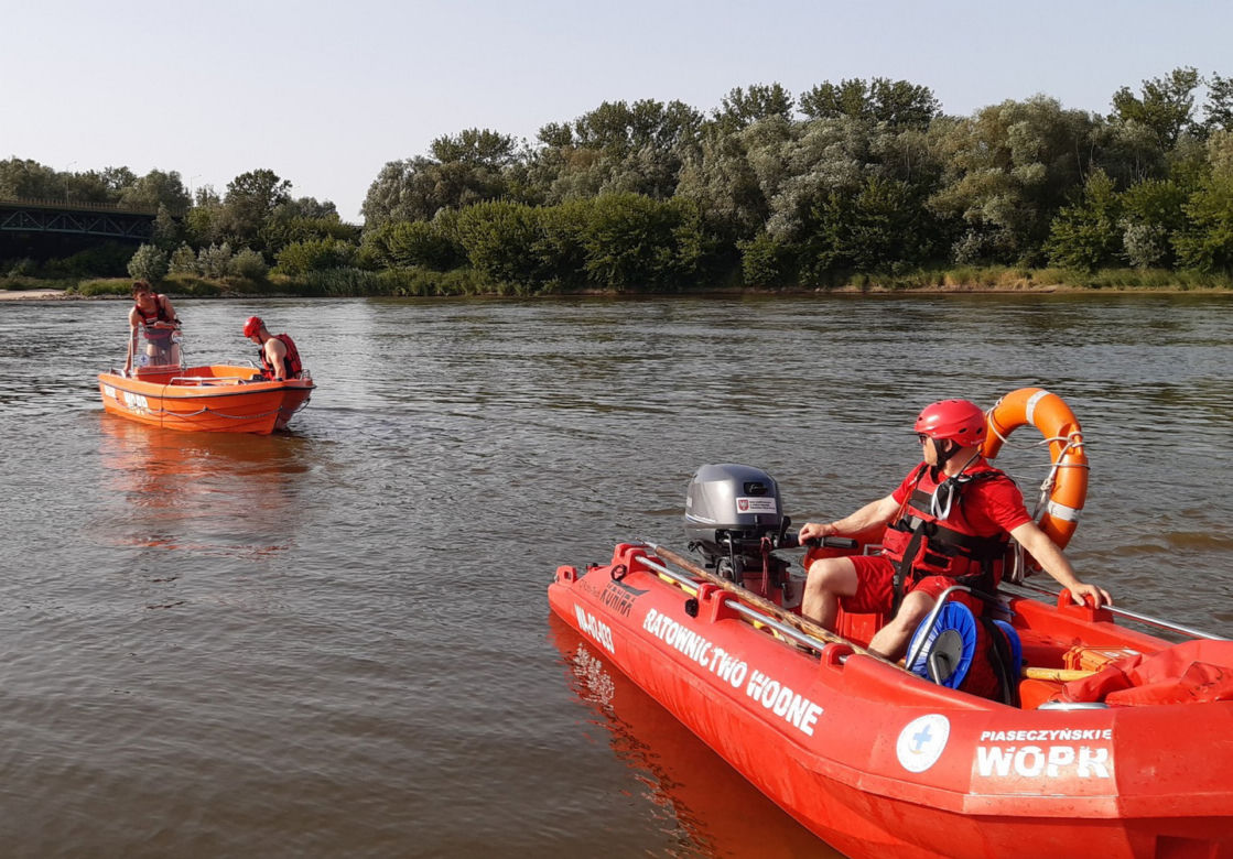 Trzech nastolatków weszło do Wisły. Dwóch już nie wypłynęło. Trwają poszukiwania