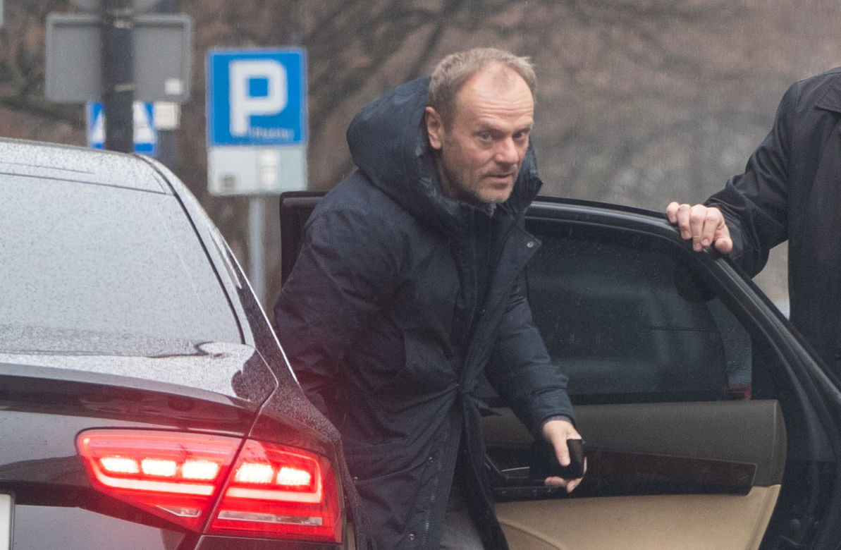 Tak na twarzy zmienił się Donald Tusk po chorobie
