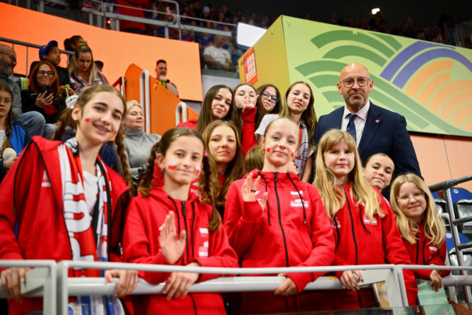 Halowe Mistrzostwa Świata w Lekkoatletyce Kujawy Pomorze 26 w Toruniu. Zdjęcia kibiców i zawodników z 1. dnia imprezy