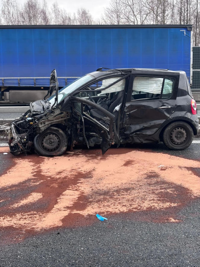 Wypadek na A4 w stronę Tarnowa. Lądował LPR, ogromne korki