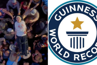 99-latka pobiła Rekord Guinnessa na koncercie! Chodzi o... crowd surfing