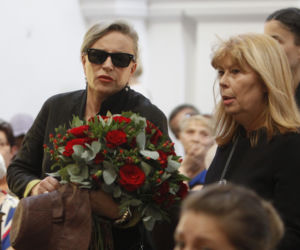 Kamila Łapicka uciekła ze stypy na kawę z koleżanką