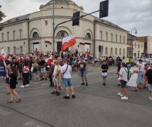 „Cześć i chwała bohaterom!”. Siedlczanie spotkali się w centrum miasta, by uczcić 82. rocznicę wybuchu Powstania Warszawskiego