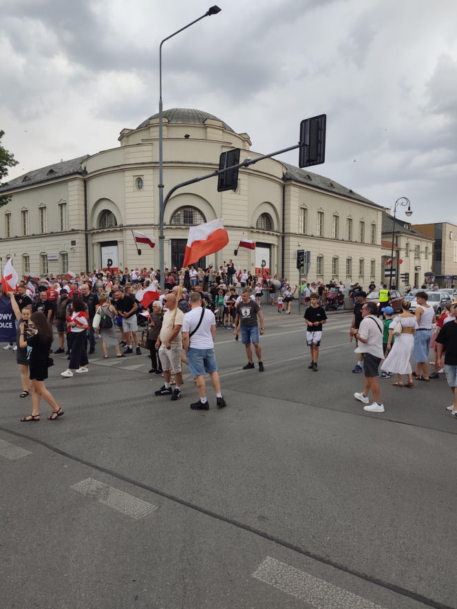 „Cześć i chwała bohaterom!”. Siedlczanie spotkali się w centrum miasta, by uczcić 82. rocznicę wybuchu Powstania Warszawskiego