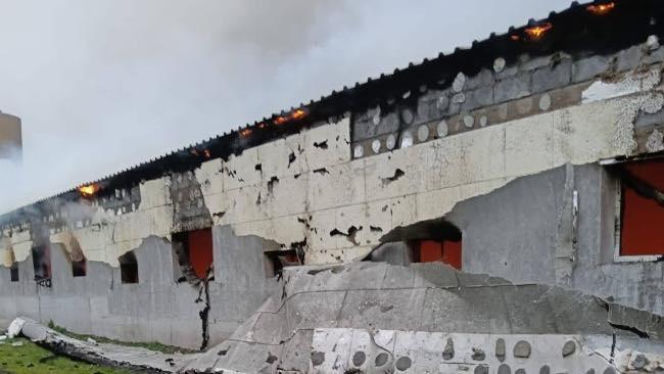 Dramat strażaka ze Śląskiego. Sam ratował innych, teraz stracił wszystko w pożarze