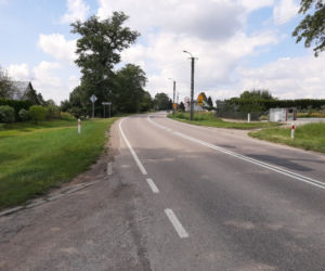Na krajowej szesnastce będzie bezpieczniej. Powstanie chodnik i oświetlenie drogi