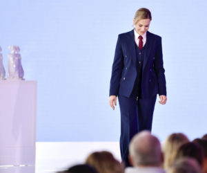 Marta Nawrocka w garniturach