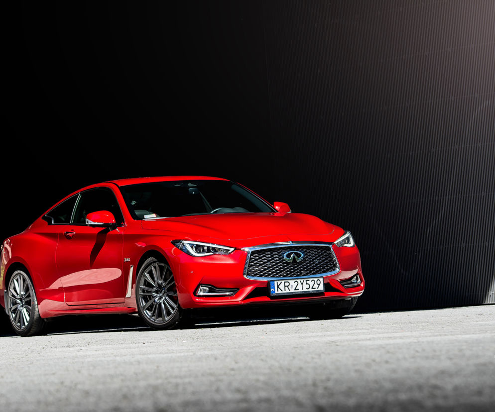 Infiniti Q60 3.0 V6 TwinTurbo AT AWD Sport Tech