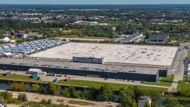 Plac po spalonym centrum handlowym Marywilska 44 w Warszawie