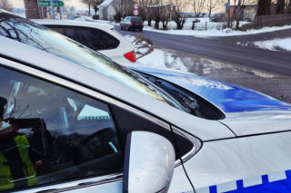 Pędził przez miejscowość, na podwójnym gazie. Zastopowali go policjanci z Góry [ZDJĘCIA]