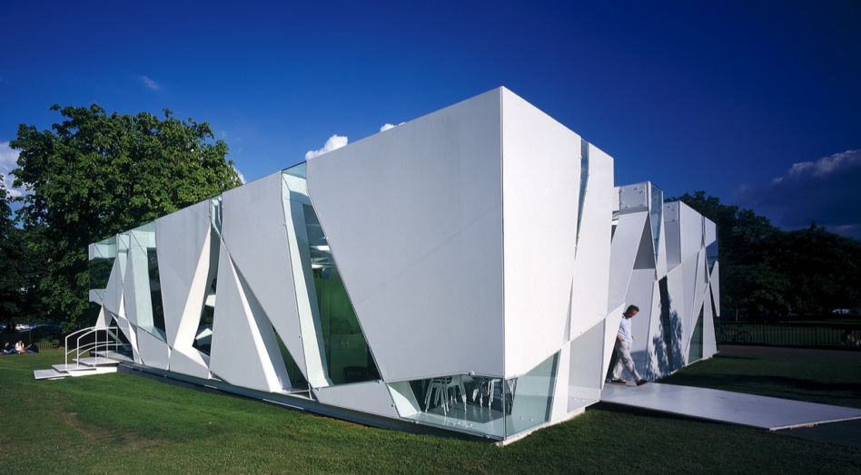 Od Zahy Hadid do Bjarke Ingels Group - wszystkie pawilony letnie Serpentine Galley