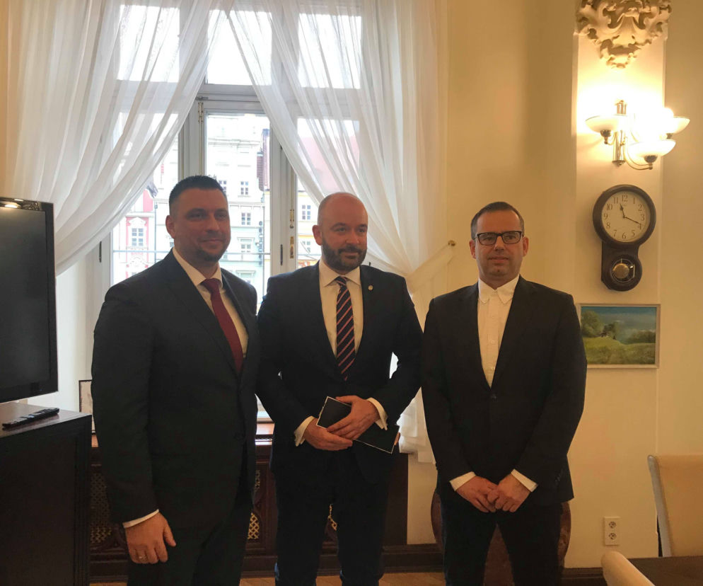 Mieszkańcy Kuźnik nie chcą dopuścić do zabetonowania ich osiedla