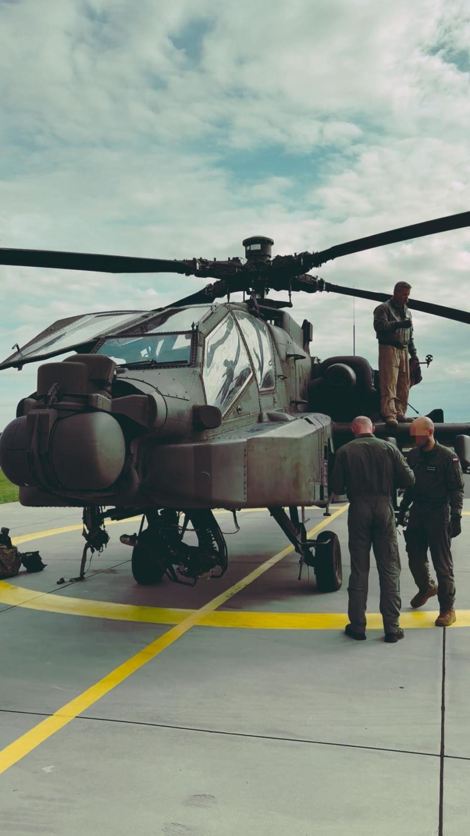 Śmigłowce AH-64D Apache