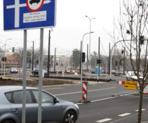 Trwają prace na placu Niepodległości w Toruniu. Wiemy, kiedy się zakończą