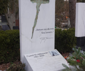 Grób Pawła Królikowskiego na Powązkach w Warszawie