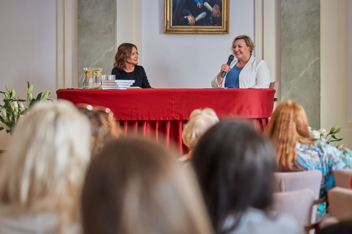 Dorota Goldpoint - ulubiona projektantka gwiazd i bizneswoman głosem wszystkich kobiet. Wspierają ją Bożena Dykiel i Weronika Marczuk