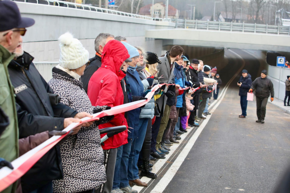  Niedawno otworzyli i już musieli zamknąć. Tunel w Sulejówku uszkodzony, ogromne utrudnienia