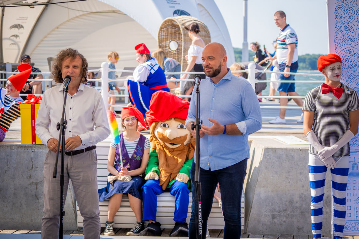 Wrocławski krasnal Życzliwek zamieszkał na sopockim molo!