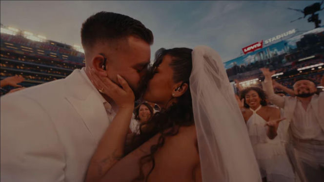 Halftime Show Superbowl 2026 Bad Bunny, Ricki Martin, lady Gaga i inni