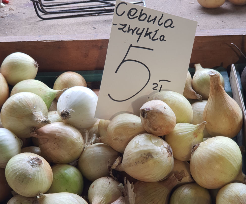 Za kilo cebuli trzeba dać nawet 5 złotych