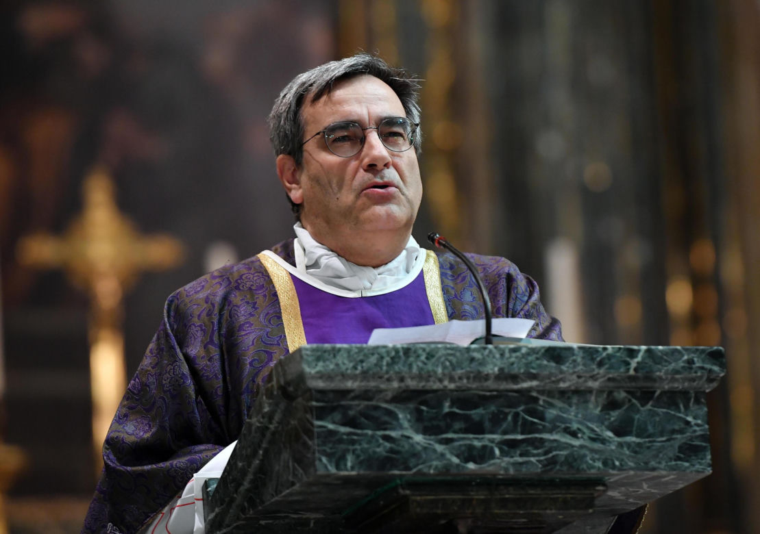 Wierni modlą się o zdrowie Papieża Franciszka