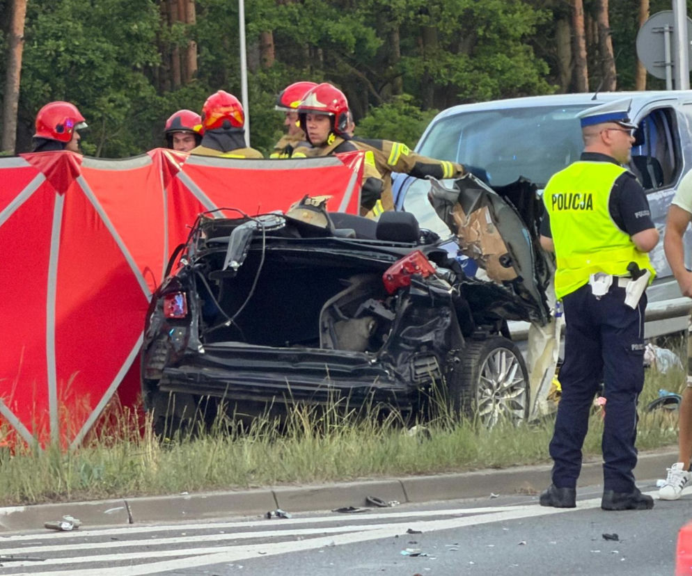 Śmiertelny wypadek w Ząbkach. Obywatel Turcji wjechał Hondą w Audi