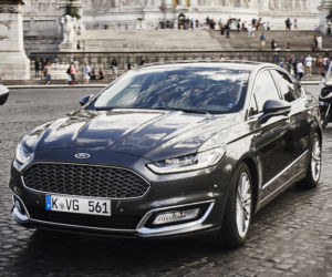 Ford Mondeo Vignale Sedan