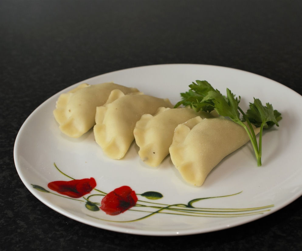 Włamali się do domu i...zjedli pierogi